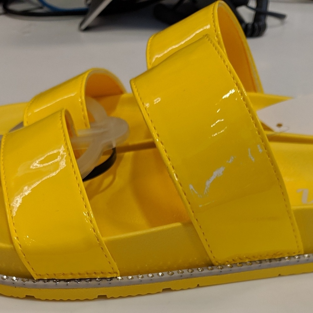 Anna sandal Youth Size( US 4,5,6,7)